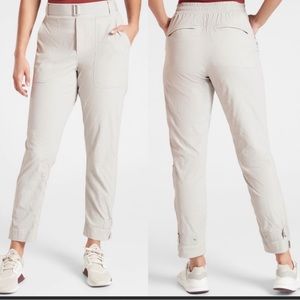 Athleta Belted Trekkie Pants